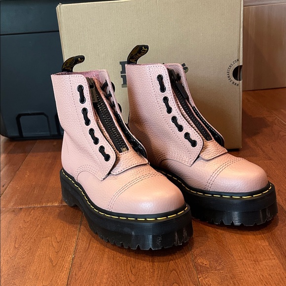 Dr Martins Sinclair Platform Boots Zipper Front - Picture 2 of 12